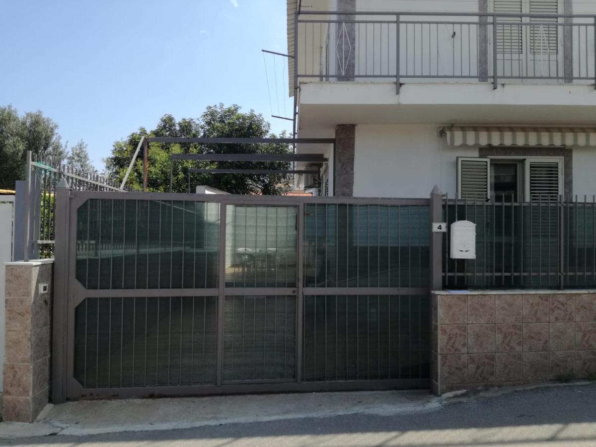 Villetta Spina Capaci Exteriér fotografie